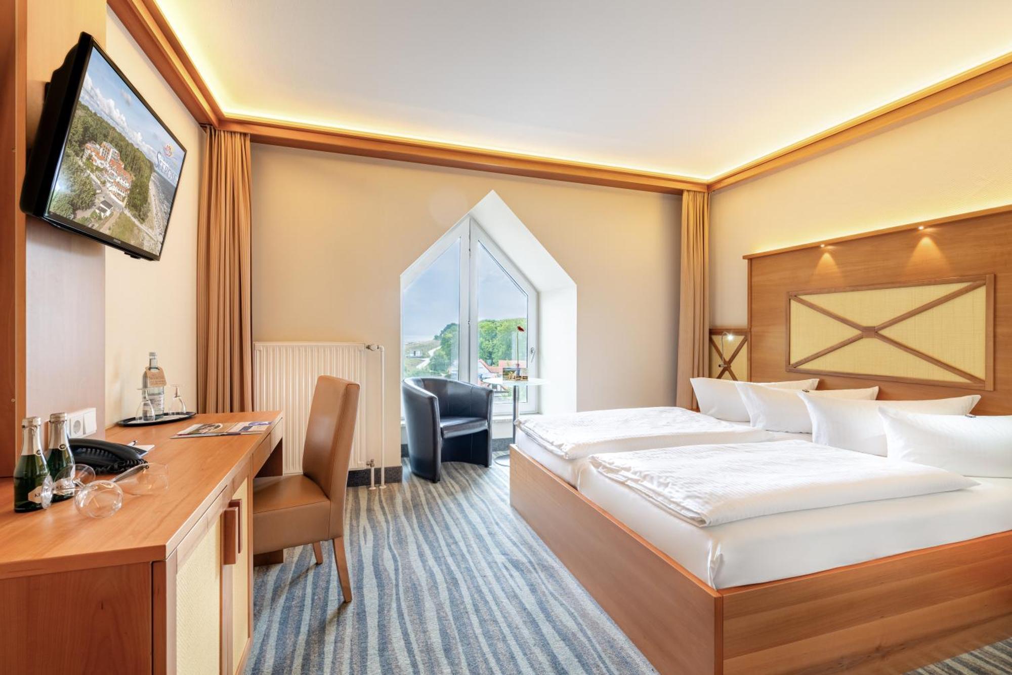 Strandhotel Seerose Kölpinsee Zewnętrze zdjęcie