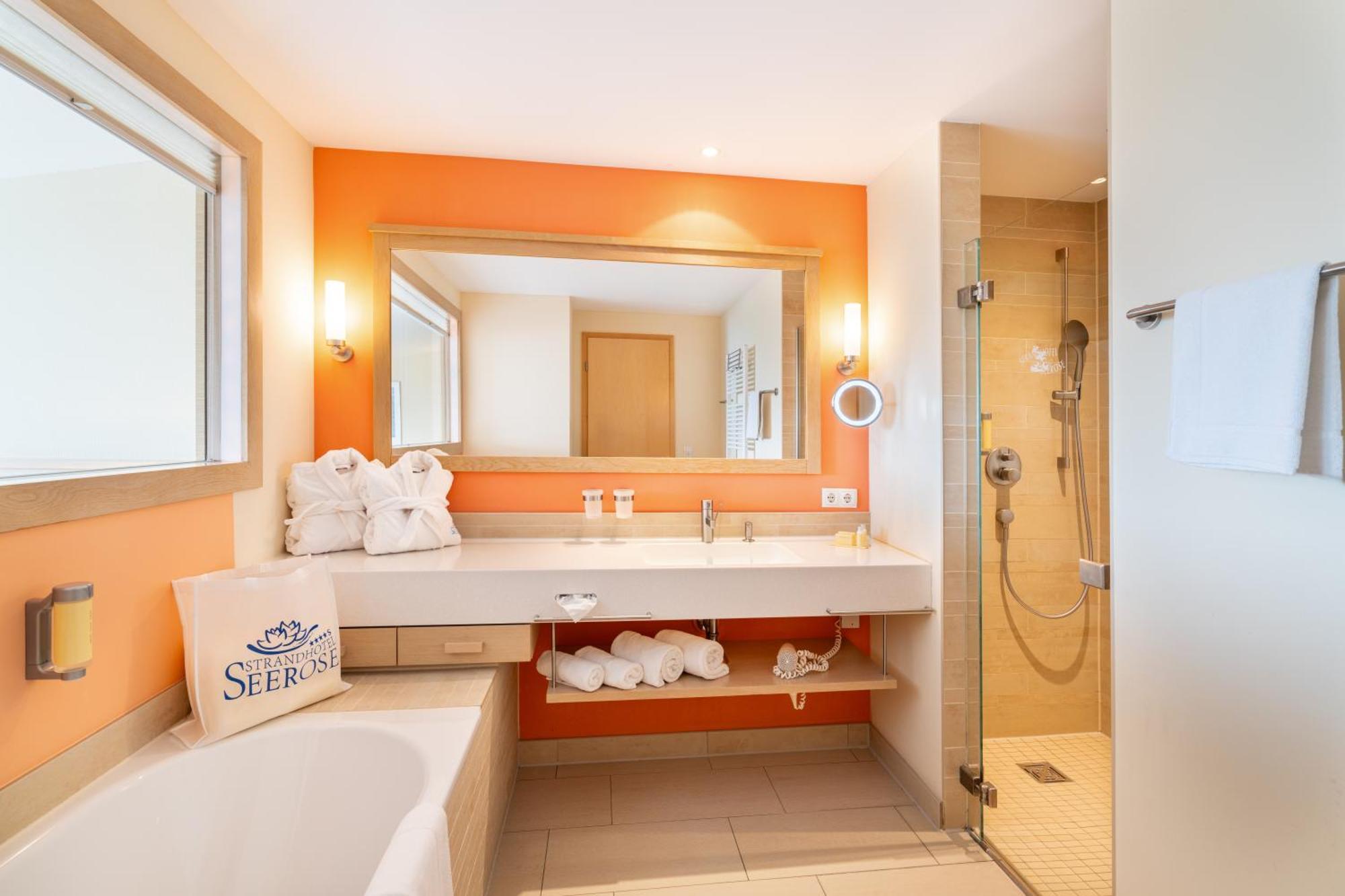 Strandhotel Seerose Kölpinsee Zewnętrze zdjęcie