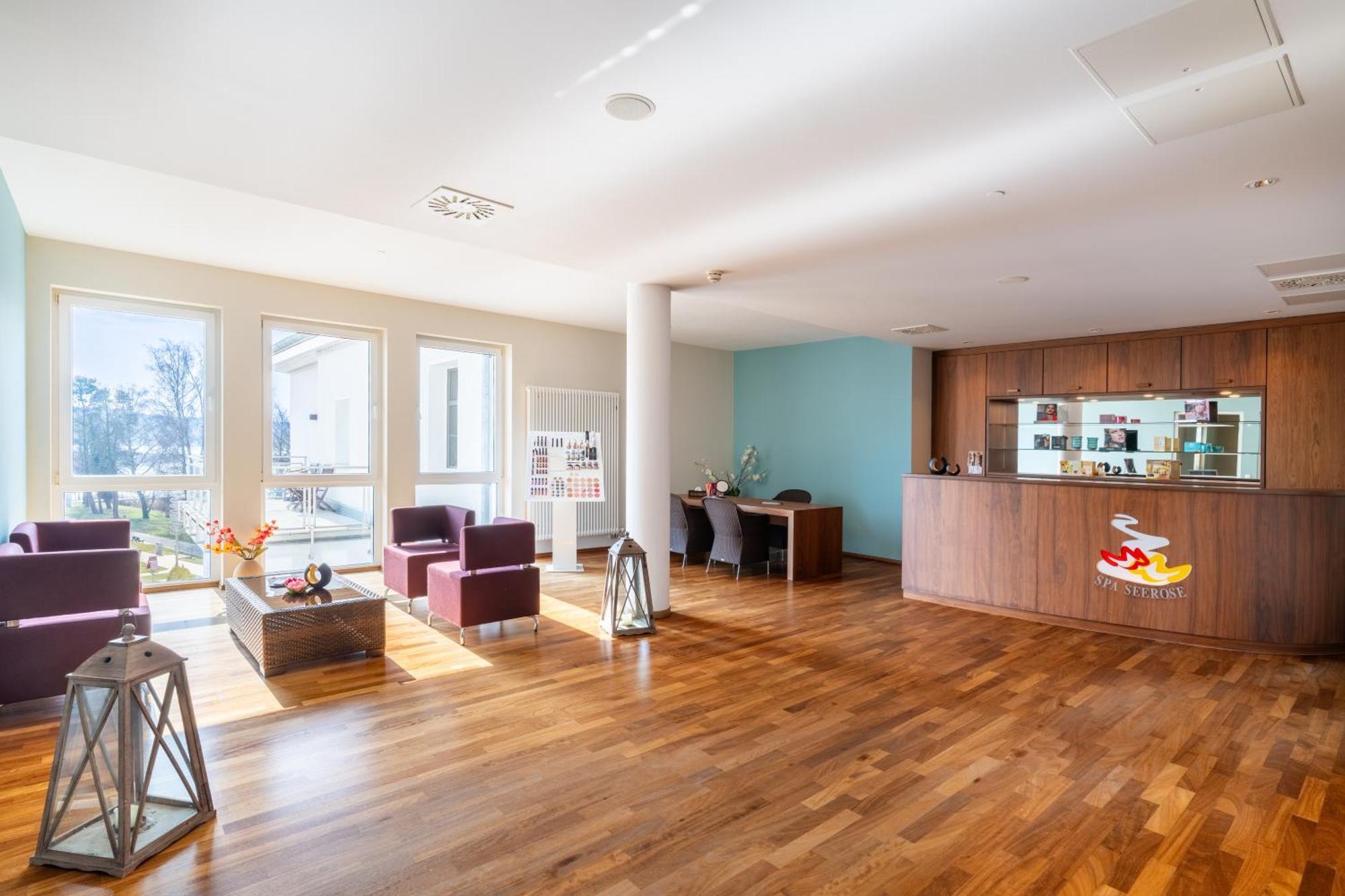 Strandhotel Seerose Kölpinsee Zewnętrze zdjęcie
